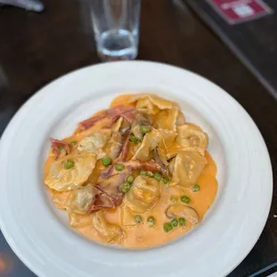 Tortelloni Alla Cardinale
