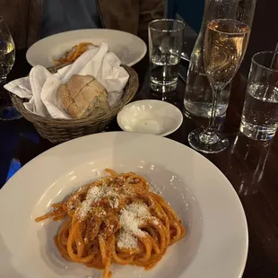 bucatini