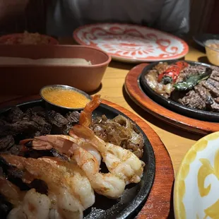 Combination steak/shrimp Fajitas