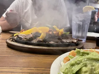 Los Molcajetes