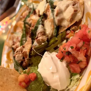 Fajita Nachos con Poblanos**