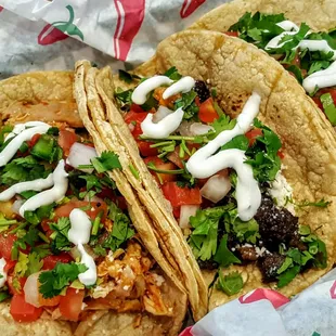 Amazing* fresh* authentic * inexpensive * fast* friendly wonderful  people* highly recommend!  Look at my food for lunch today! Yummy!