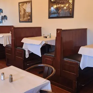 Still Looks Like The Explorer's Club...