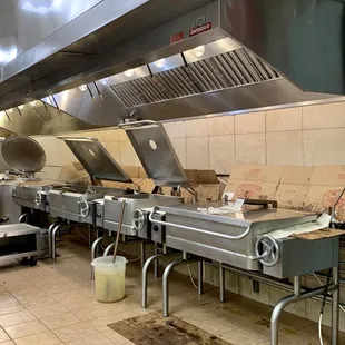 Open kitchen for the prepared foods