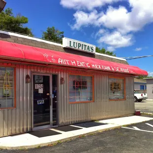 Lupita's Mexican Food store front, easy to miss
