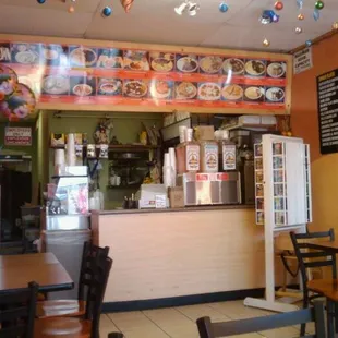 ramen and noodles, interior