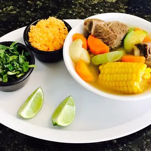 Caldo de res