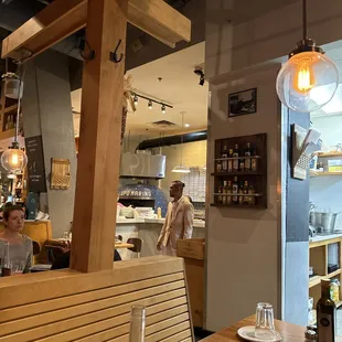 ramen and noodles, interior