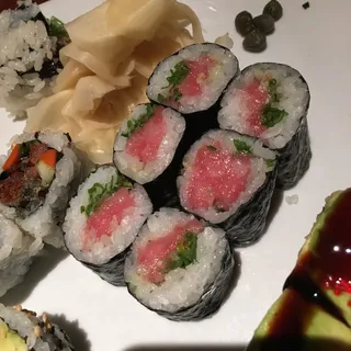 Toro Scallion Roll
