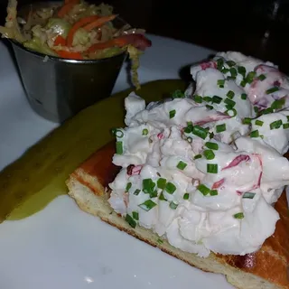 Classic Lobster Roll