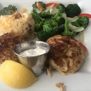 Twin Crab Cakes