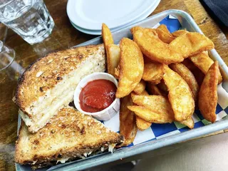 Lush Lounge & Theater