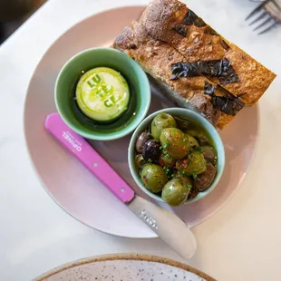 Sourdough Foccacia, Cultured Butter &amp; Marinated Olives