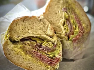 Bob’s Country Corner