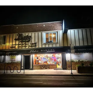 Lutz Cafe &amp; Pastry Shop.Chicago, IL Old Fashion European Bakery.Cakes Pastries Macarons etc. Coffees Friendly Service. Open to 8pm. Cool!