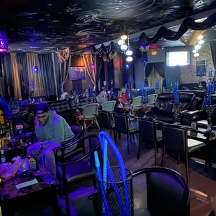 Very spacious and chill atmosphere