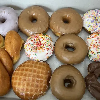 Dozen Mix Regular Donut