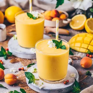 Mango lassi