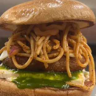 Special Bahuwali noodle burgers