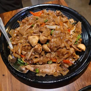 drunken noodle (chicken)
