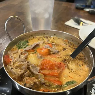 43.Pineapple Curry
