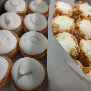 Banana pudding and vanilla cupcakes