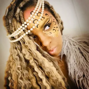 Jumbo twist for open ended loc's