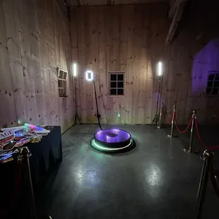 The lighting looks so crazy, we love it