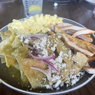 Luxe Chilaquiles Clasicos