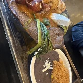 Luxe Molcajete