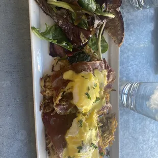 Eggs Benedict