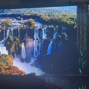 Large screen