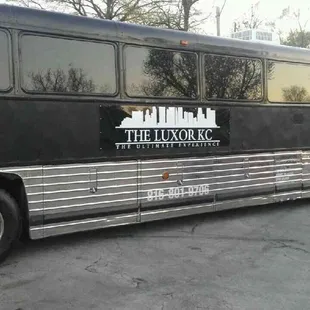 Luxor Party Bus Kansas City does weddings, birthdays, sweet 16's, bachelor/bachelorette parties, family reunions &amp; tailgating. 816-801-9706