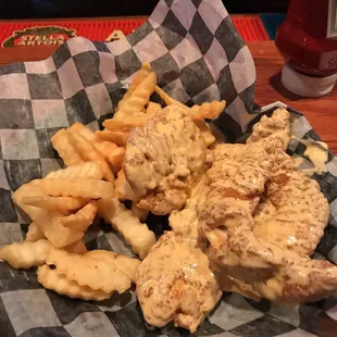 Chicken tender basket in Arizona ranch