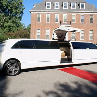 The only stretch Mercedes Limousine in Indiana! Luxury By DB