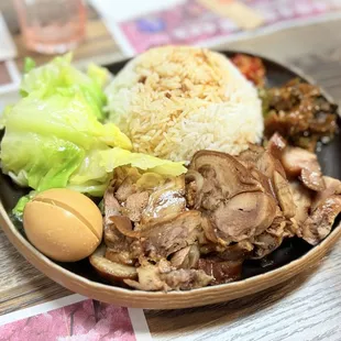 Pork Elbow Rice Noodle