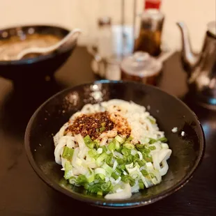 noodles, noodle soup, ramen, ramen and noodles, food, noodle dish