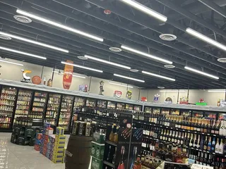 Ace Liquor