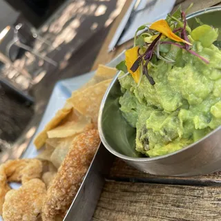 Guacamole Y Chicharrones