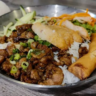 Charbroiled Pork Shrimp Paste &amp; Egg Roll With Vermicelli