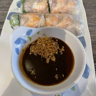 S. Spring Roll with Lettuce