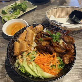 31. Charbroiled Pork, Egg Roll with Vermicelli