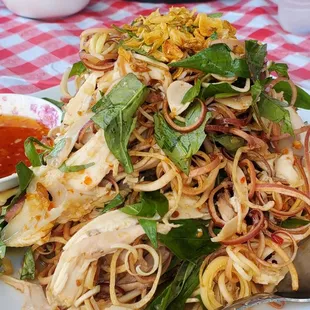 Goi Hen Bap Chuoi - Chicken Banana Flower Salad