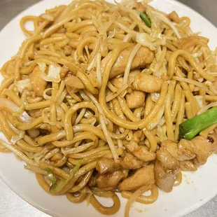 Chicken chow main