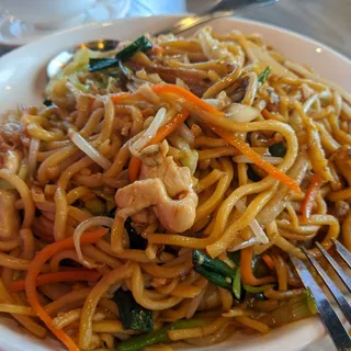 Chicken Lo Mein