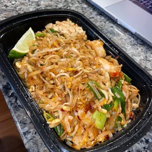 Pad Thai with shrimp