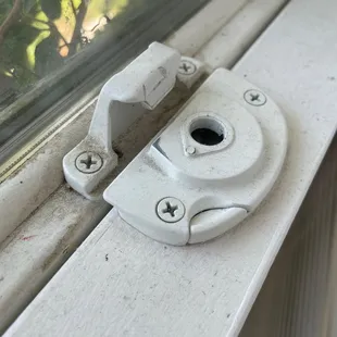 No window latch