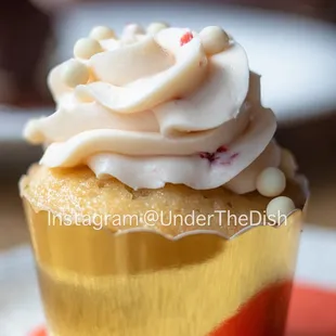 Strawberry Shortcake Cupcake (complimentary for Mother&apos;s Day)