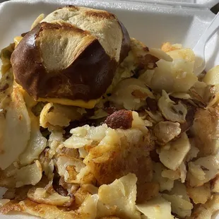 Western pretzel melt