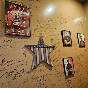 interior, ramen and noodles